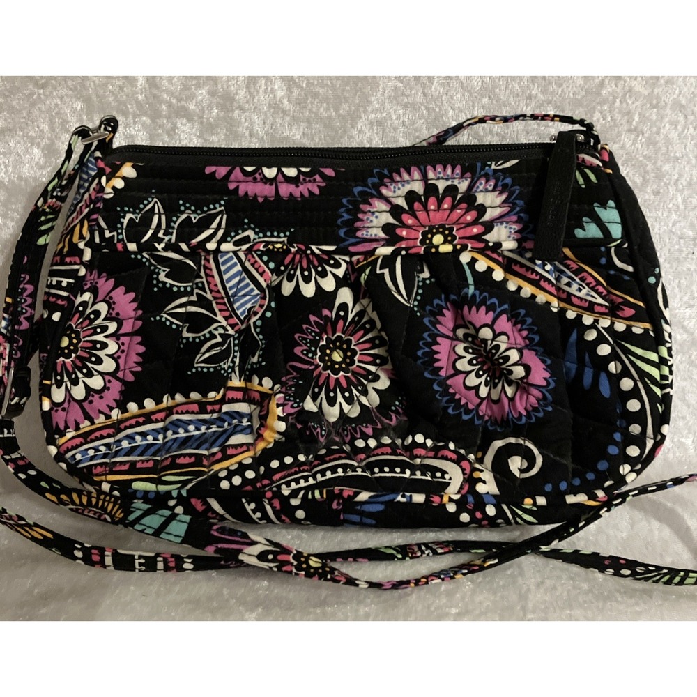 Vera Bradley Frannie Petal Paisley Retired VTG2004 Pleated Adjustable Strap Zip